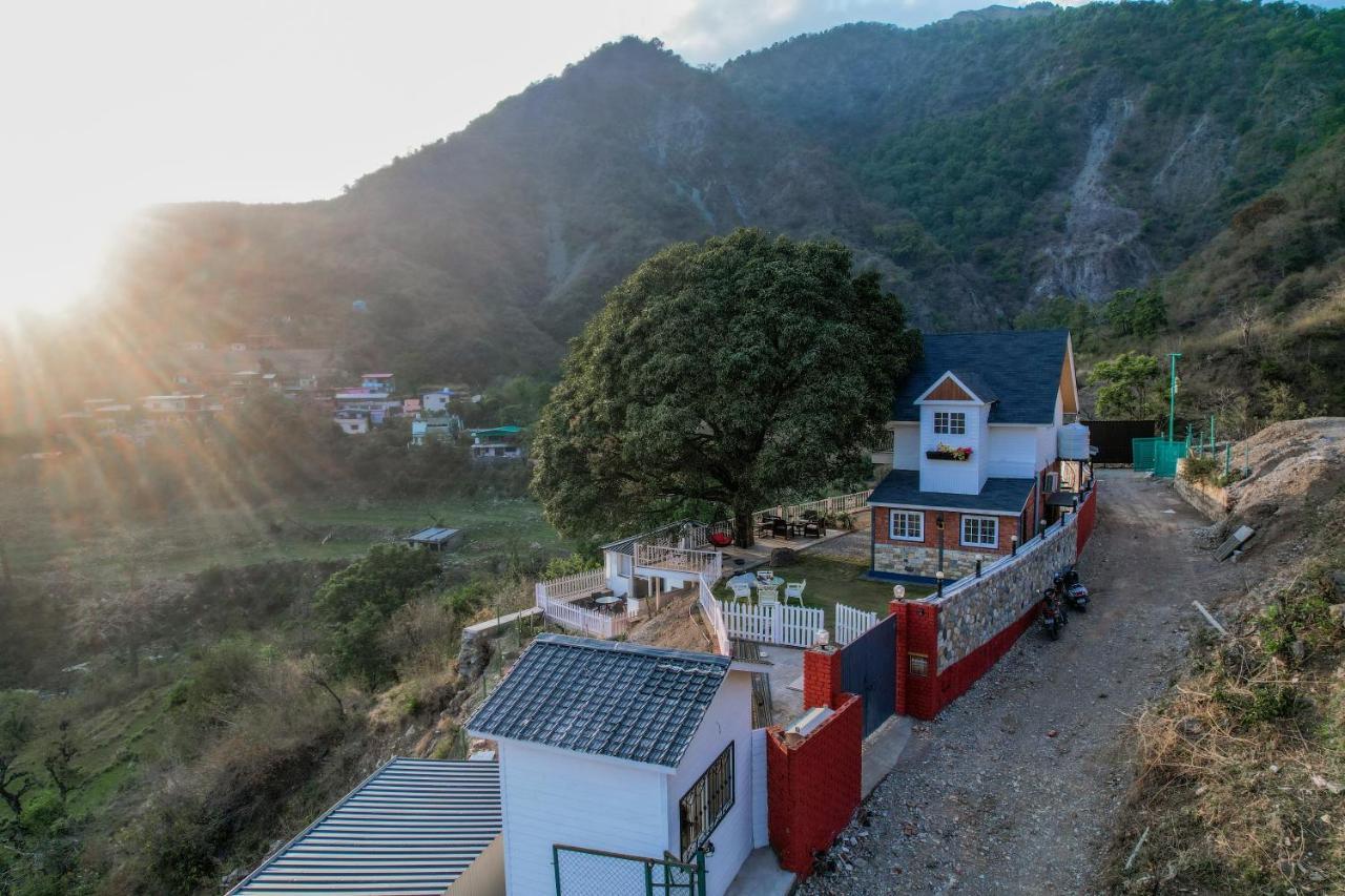 Saffronstays Woodpeckers Villa, Dehradun Rājpur Dış mekan fotoğraf