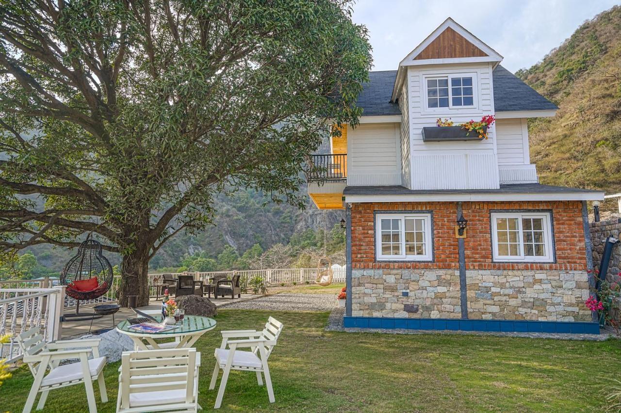 Saffronstays Woodpeckers Villa, Dehradun Rājpur Dış mekan fotoğraf