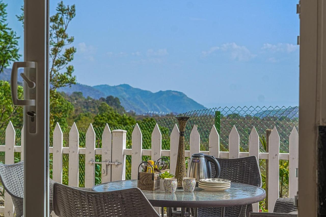 Saffronstays Woodpeckers Villa, Dehradun Rājpur Dış mekan fotoğraf